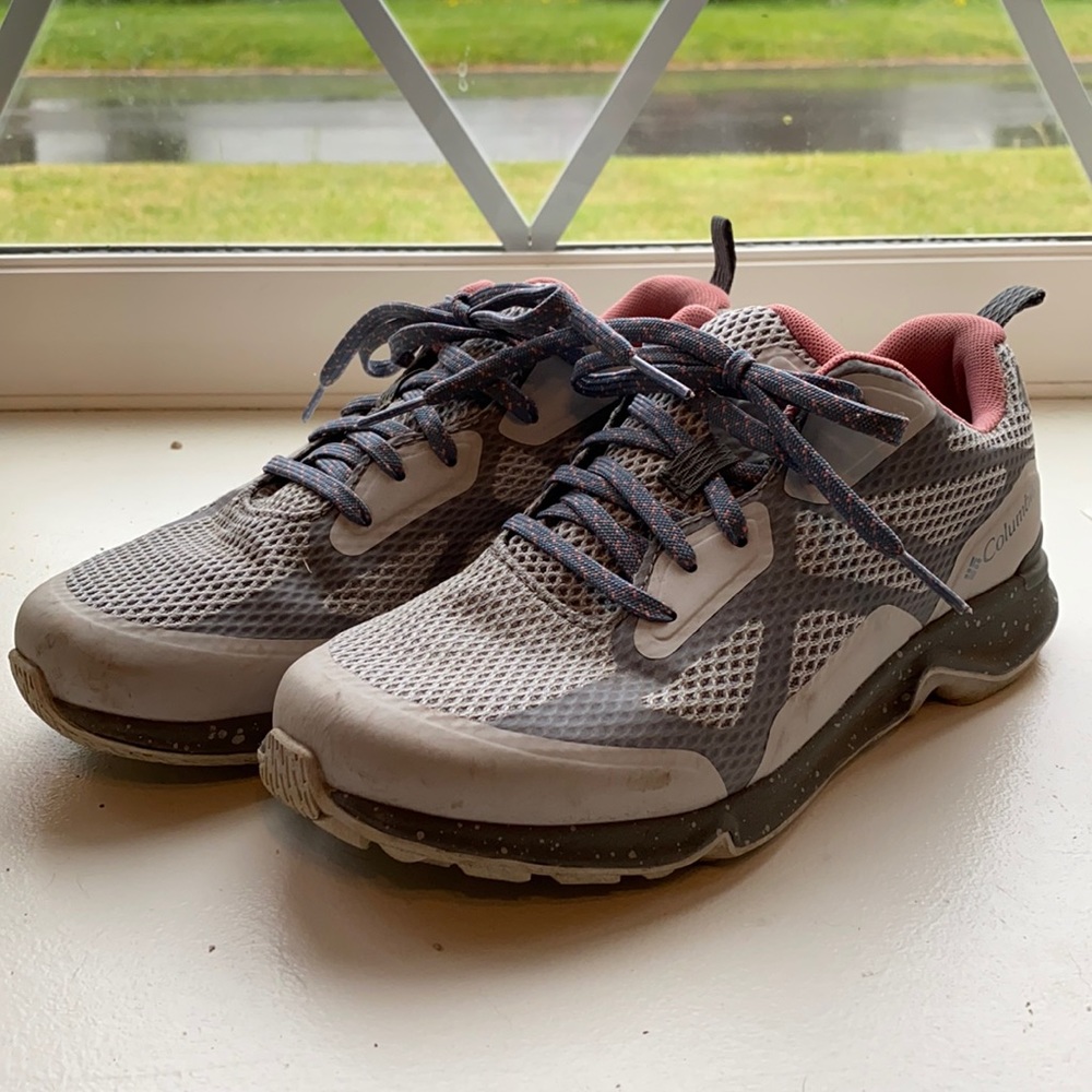 Columbia hiking sneaker